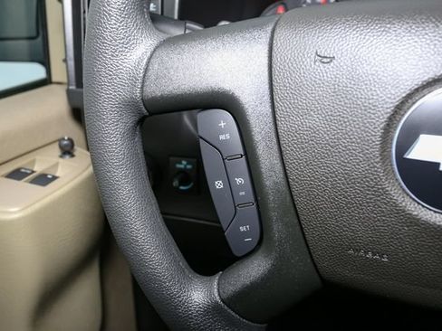Used 2025 Chevrolet Express 2500 w/ Driver Convenience Package RWD image 23
