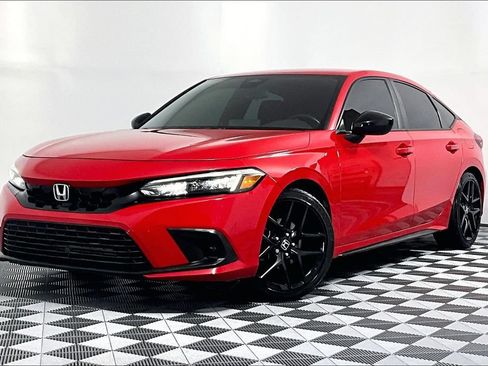 Used 2023 Honda Civic Sport image 2