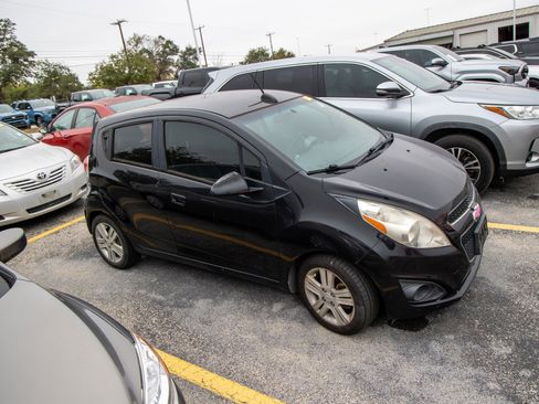 Used 2015 Chevrolet Spark LT image 7