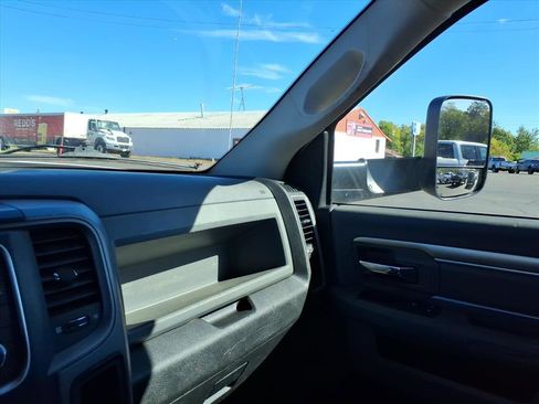 Used 2013 RAM 3500 Tradesman w/ PWR & Remote Entry Group image 21