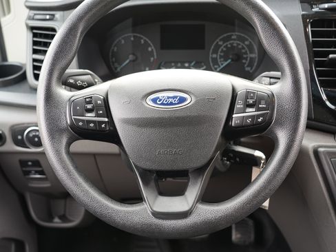 Used 2023 Ford Transit 350 XLT image 26