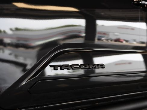 Used 2024 Toyota Tacoma SR5 image 10