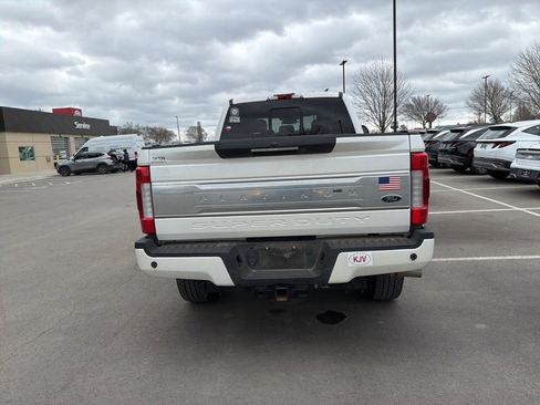 Used 2019 Ford F250 Platinum w/ Platinum Ultimate Package image 10