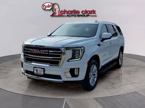 Used 2024 GMC Yukon SLT RWD image 1
