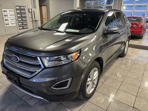 Used 2017 Ford Edge SEL image 2