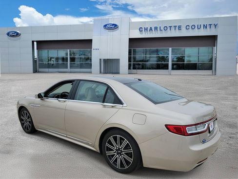 Used 2017 Lincoln Continental Reserve w/ Climate Package image 3
