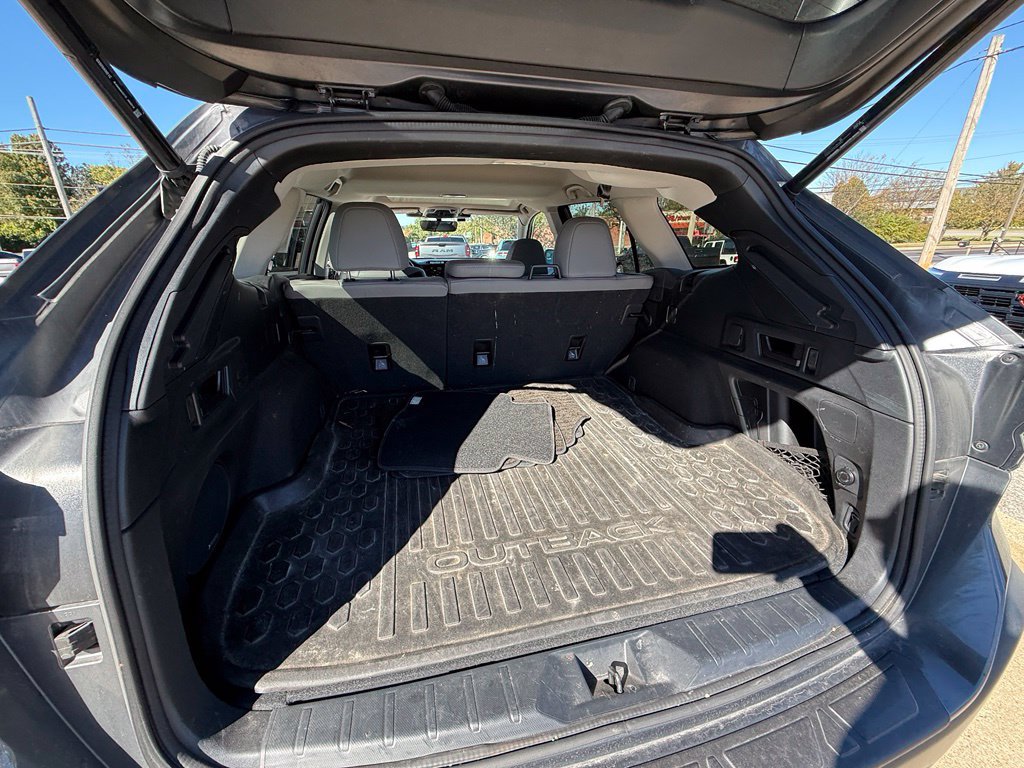 Used 2023 Subaru Outback Limited XT AWD/4WD image 26
