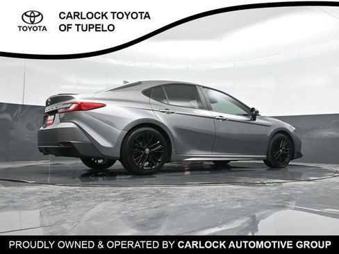 Used 2025 Toyota Camry SE w/ Convenience Package FWD image 38