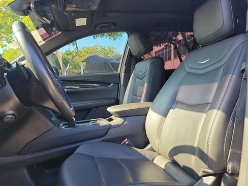 Certified 2023 Cadillac XT6 Premium Luxury image 44