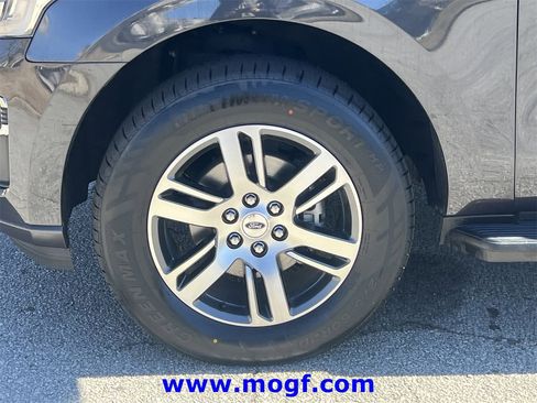 Certified 2024 Ford Expedition Max Limited image 35