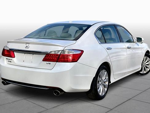 Used 2015 Honda Accord EX-L image 13