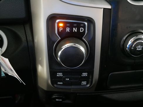 Used 2015 RAM 1500 Big Horn AWD/4WD image 24