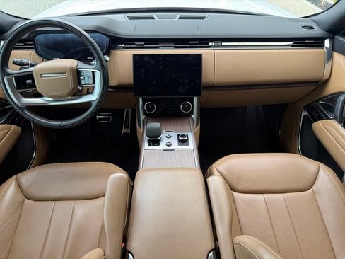 Used 2023 Land Rover Range Rover SE AWD/4WD image 6