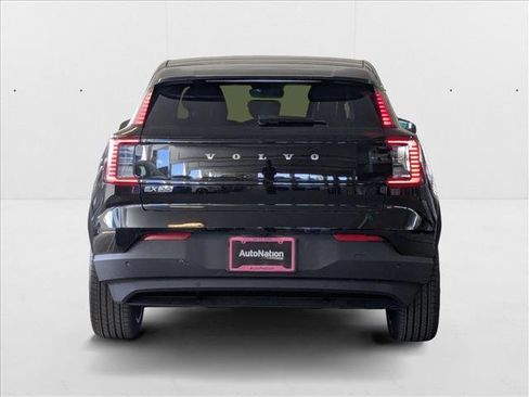 New 2025 Volvo EX30 Plus w/ Protection Package Premier image 7
