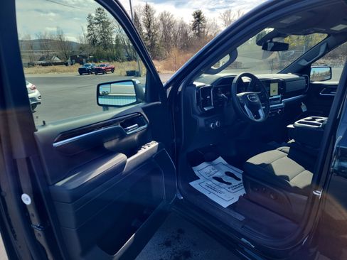 New 2026 GMC Sierra 1500 SLE w/ X31 Off-Road Package image 10