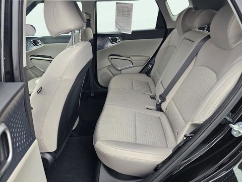 Certified 2023 Kia Soul EX image 33