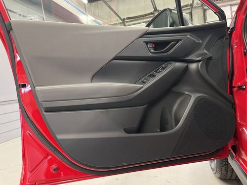 Certified 2025 Subaru Crosstrek 2.0i image 13