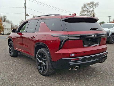 Used 2024 Chevrolet Traverse RS image 8