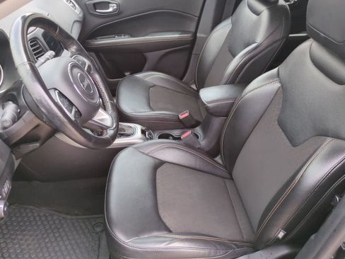 Used 2021 Jeep Compass Latitude w/ Convenience Group AWD/4WD image 16