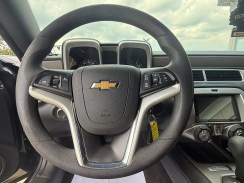 Used 2015 Chevrolet Camaro LS RWD image 13