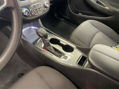 Used 2025 Chevrolet Malibu LT image 23