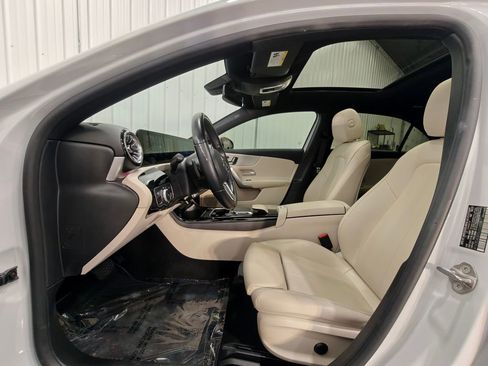 Used 2022 Mercedes-Benz A 220 image 28