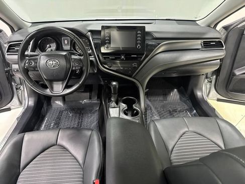 Used 2024 Toyota Camry SE FWD image 15