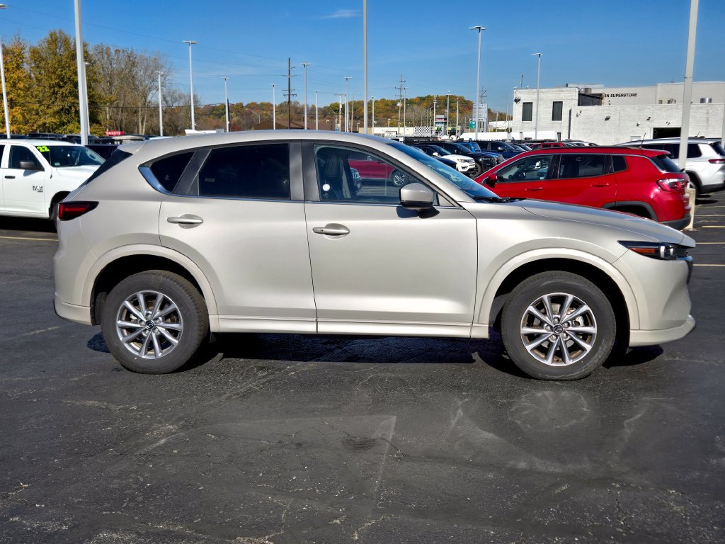 Used 2025 MAZDA CX-5 AWD 2.5 S w/ Preferred Package image 7