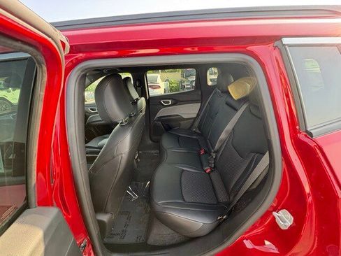 New 2026 Jeep Compass Latitude image 20