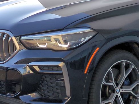 Used 2023 BMW X6 M50i w/ Parking Assistance Package image 6