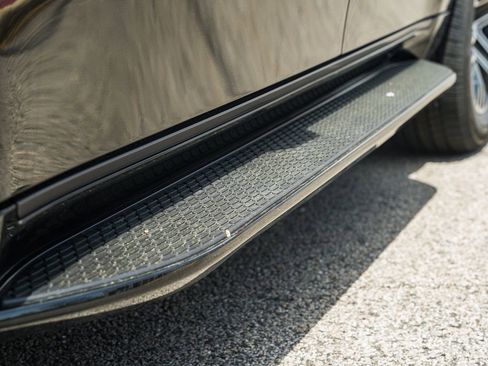 New 2026 Jeep Grand Wagoneer 4WD image 19