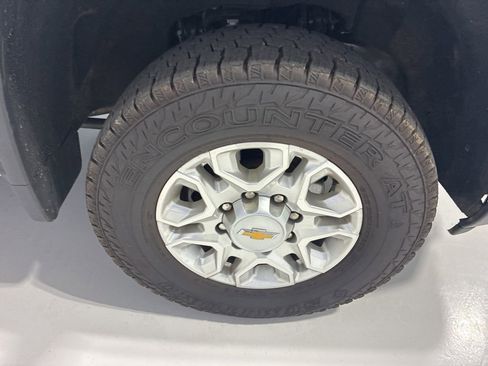 Used 2024 Chevrolet Silverado 3500 LT w/ Safety Package AWD/4WD image 7