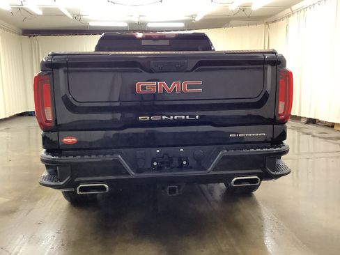 Used 2023 GMC Sierra 1500 Denali w/ Technology Package image 7