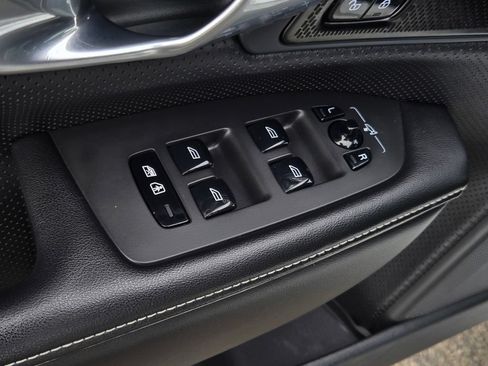 Used 2019 Volvo V90 T5 R-Design w/ Advanced Package FWD image 11