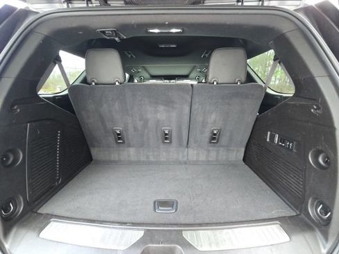 Used 2021 Chevrolet Tahoe Premier w/ Premium Package image 13