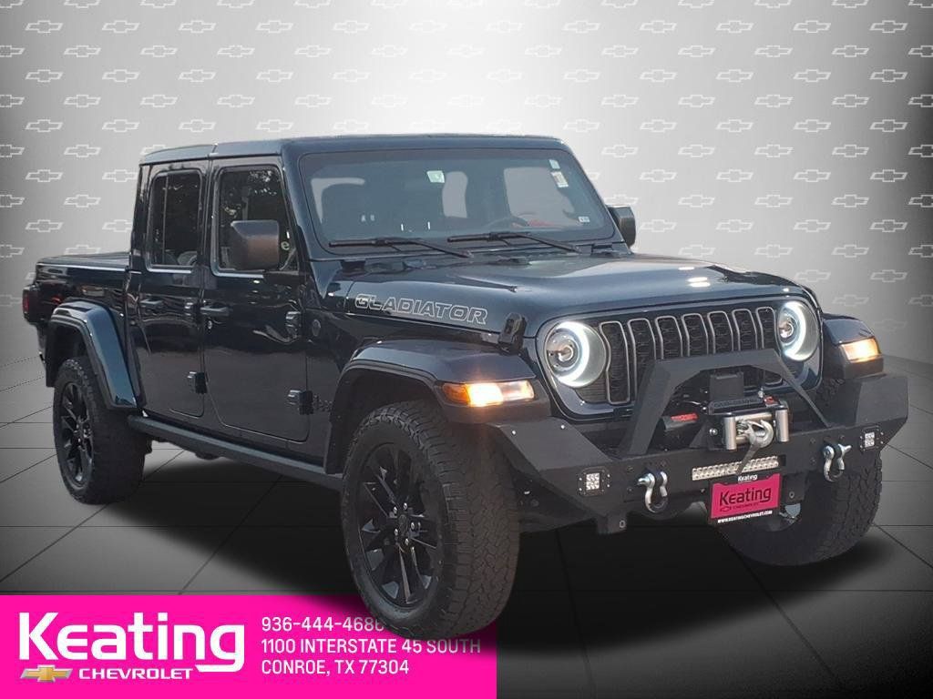 Used 2025 Jeep Gladiator Sport AWD/4WD image 1