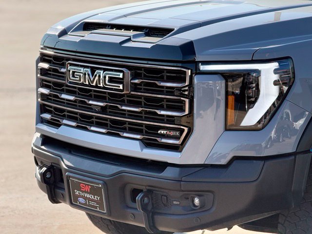 Used 2024 GMC Sierra 2500 AT4X w/ AT4X AEV Edition AWD/4WD image 8