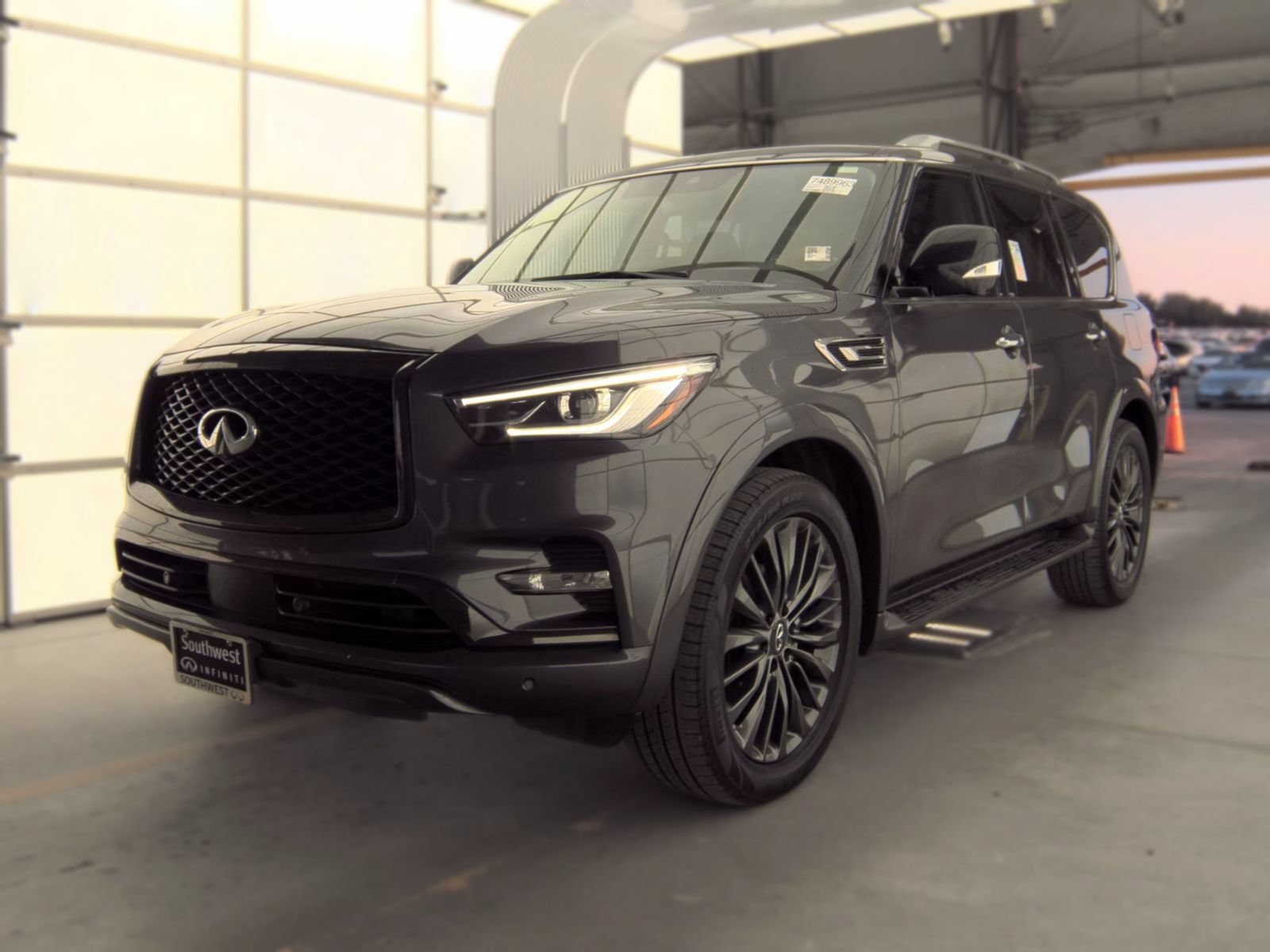 Certified 2024 INFINITI QX60 Luxe FWD image 9