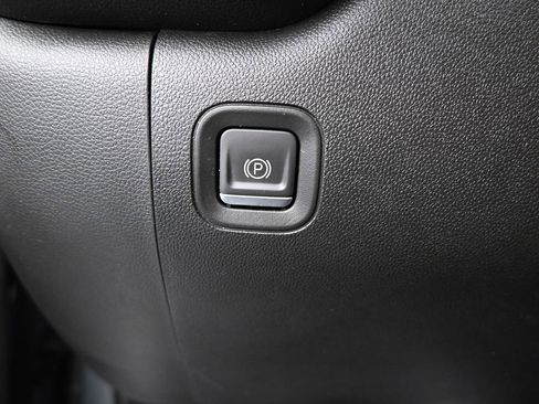 Used 2022 Chevrolet Silverado 1500 Custom Trail Boss image 20