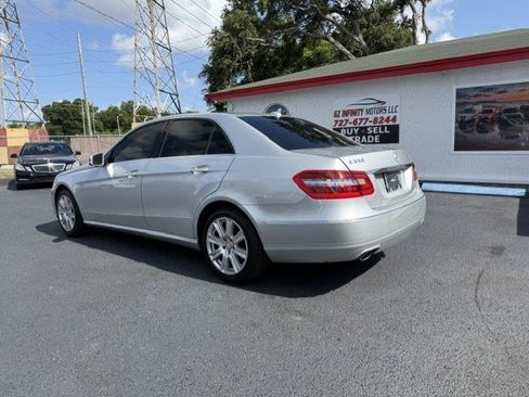 Used 2013 Mercedes-Benz E 350 4MATIC Sedan image 5
