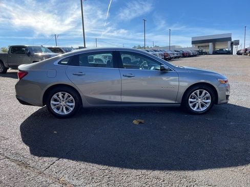 Used 2024 Chevrolet Malibu LT image 6