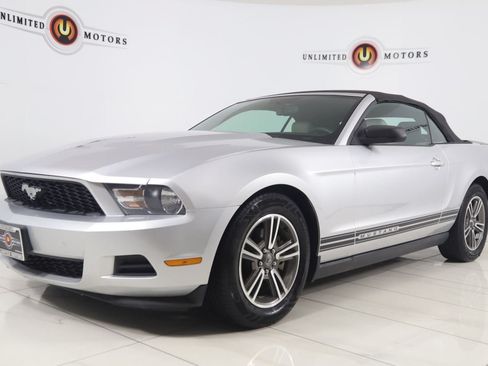 Used 2011 Ford Mustang Premium w/ 201A Rapid Spec Order Code RWD image 53