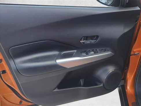Used 2020 Nissan Kicks SR w/ SR Premium Package FWD image 10