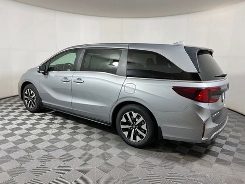 New 2026 Honda Odyssey EX-L image 2