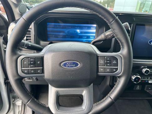 Used 2025 Ford F350 Lariat w/ Camper Package image 14