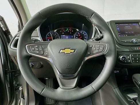 Used 2024 Chevrolet Equinox LT image 16