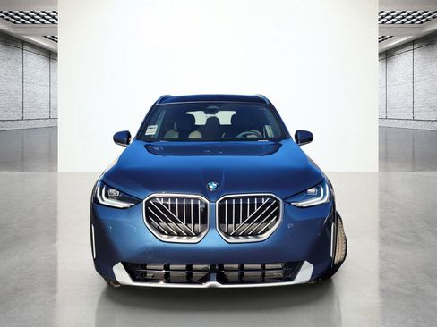 New 2026 BMW X3 xDrive30 w/ Premium Package image 3