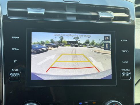 Used 2023 Hyundai Santa Cruz SEL FWD image 28