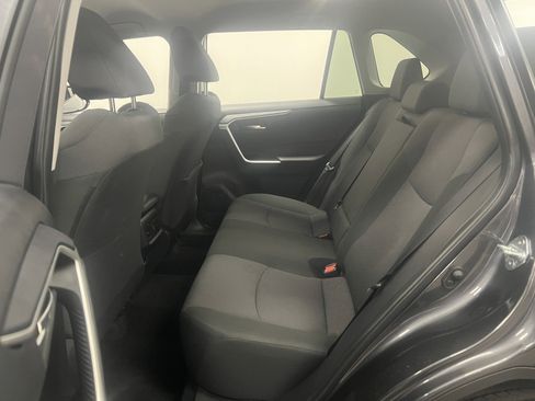 Used 2025 Toyota RAV4 XLE image 12