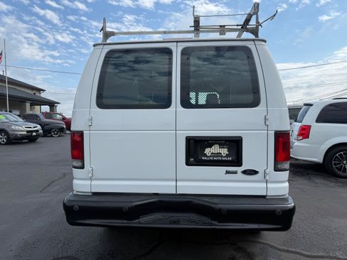 Used 2012 Ford E-250 and Econoline 250 w/ Commercial Cargo Van Pkg RWD image 6